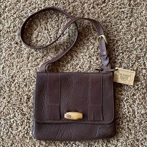 Handmade leather crossover / shoulder bag